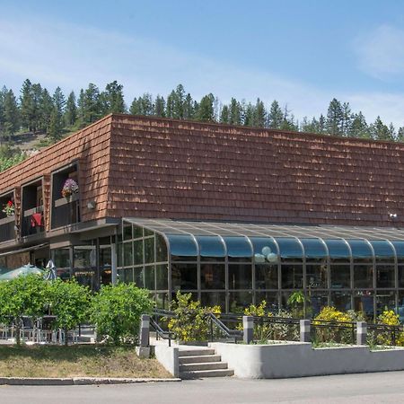 Tonquin Inn Jasper Bagian luar foto