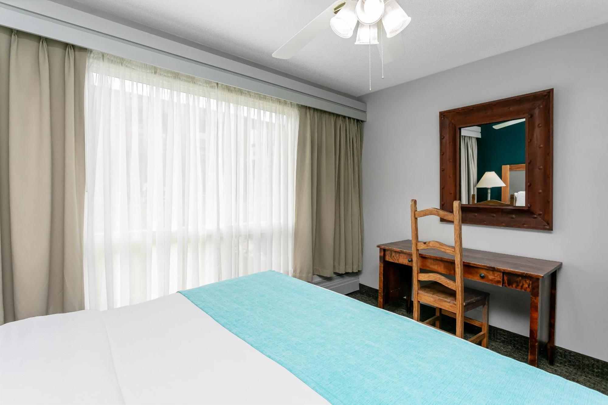 Tonquin Inn Jasper Ruang foto
