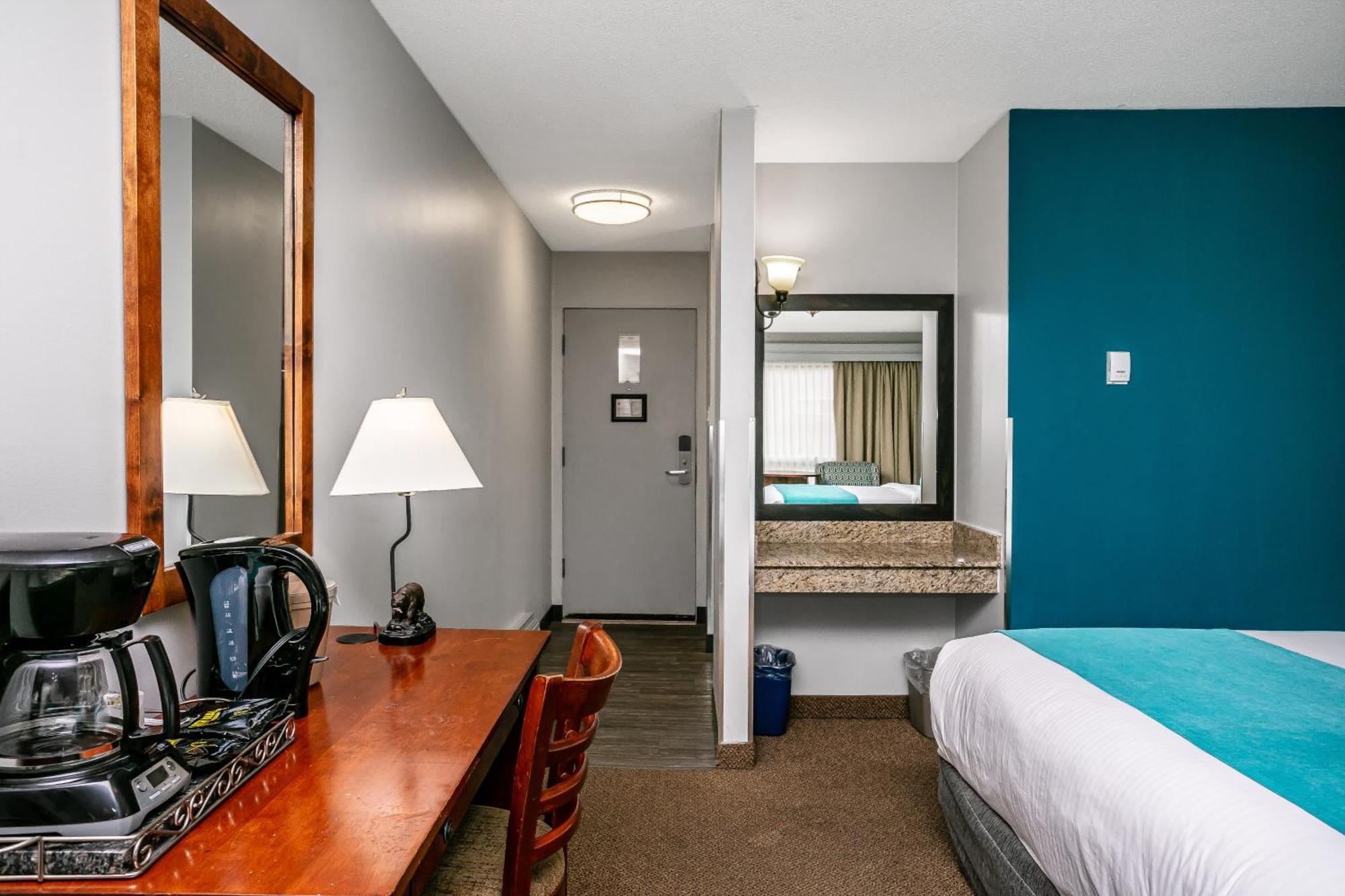 Tonquin Inn Jasper Ruang foto